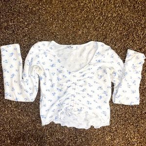 Hollister scrunch shirt